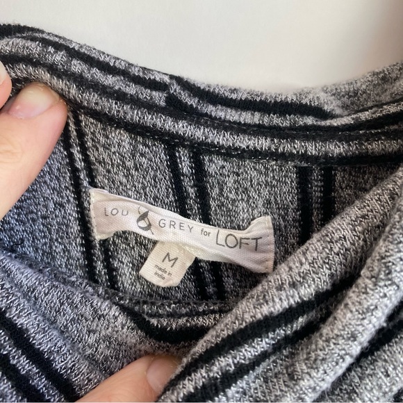 Lou & Gray Striped Hi-Low Long Sleeve Top M - Picture 2 of 5